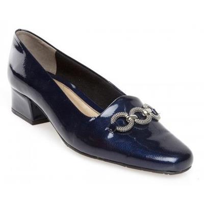 van dal navy shoes